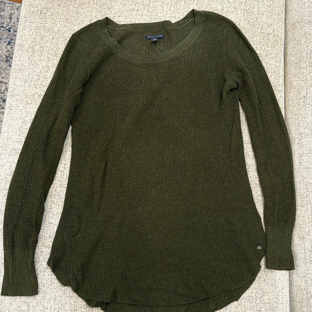 American Eagle sweater